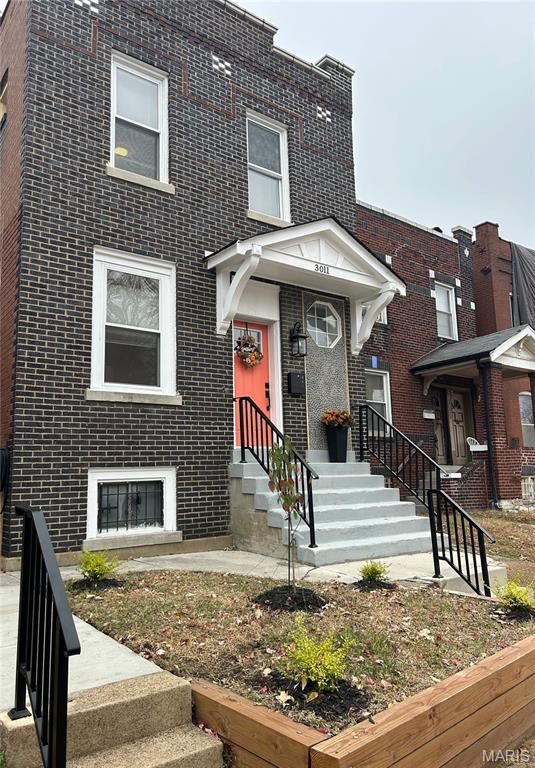 3011 Iowa Avenue, St Louis, MO 63118