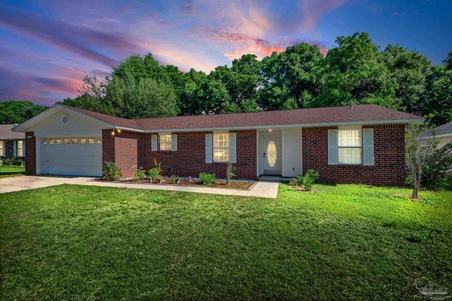 5475 Chantilly Cir, Milton, FL 32583