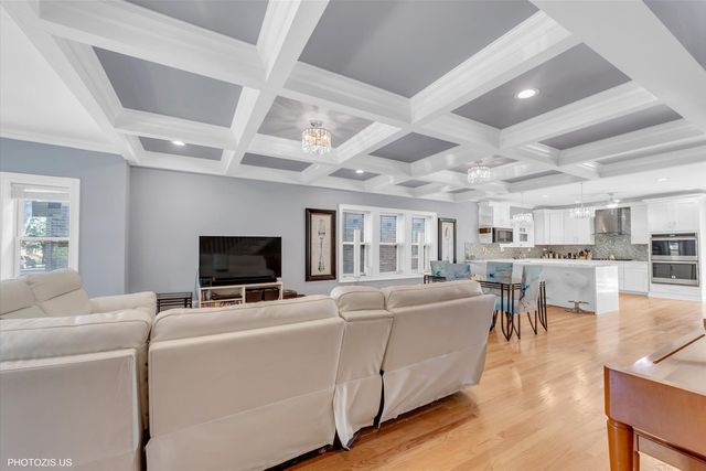 6444 27th Street, Berwyn, IL 60402