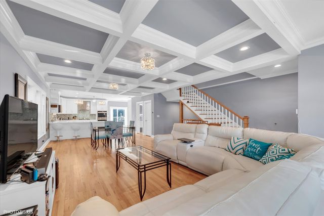 6444 27th Street, Berwyn, IL 60402