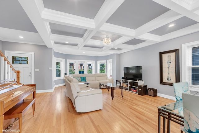 6444 27th Street, Berwyn, IL 60402