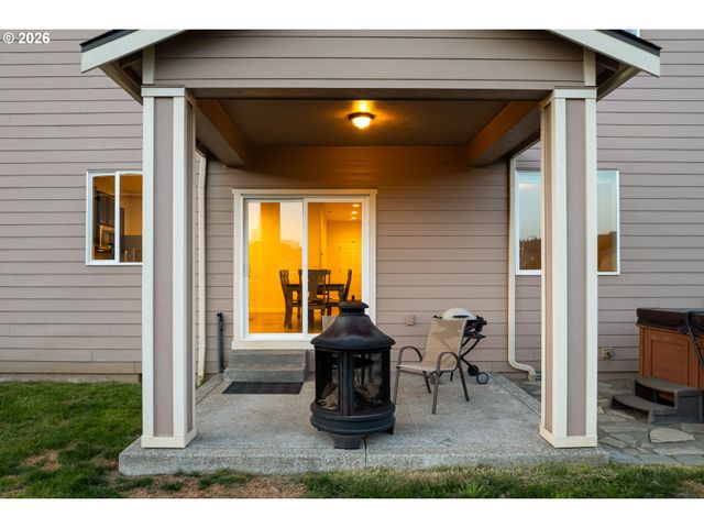 1790 BLACKTAIL Ln, Woodland, WA 98674
