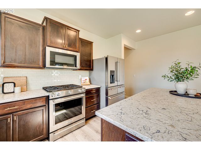 1790 BLACKTAIL Ln, Woodland, WA 98674