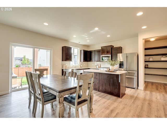 1790 BLACKTAIL Ln, Woodland, WA 98674