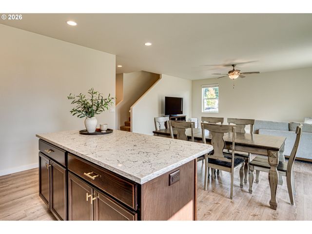 1790 BLACKTAIL Ln, Woodland, WA 98674