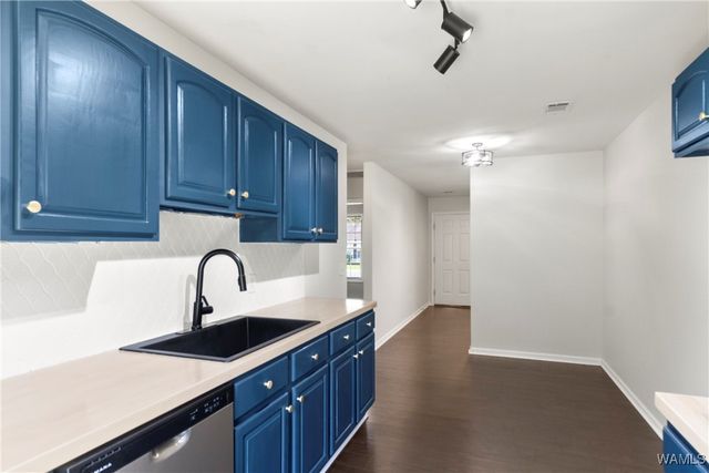 82 Sunset Gardens, Moundville, AL 35474