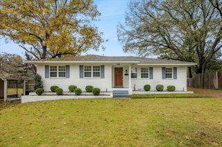 505 EASTBOURNE PL, Memphis, TN 38117