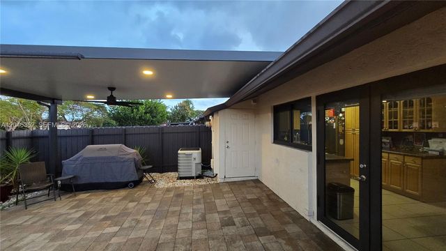 4737 SW 135th Place 4737, Miami, FL 33175