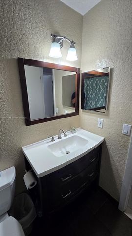 4737 SW 135th Place 4737, Miami, FL 33175