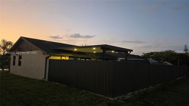 4737 SW 135th Place 4737, Miami, FL 33175