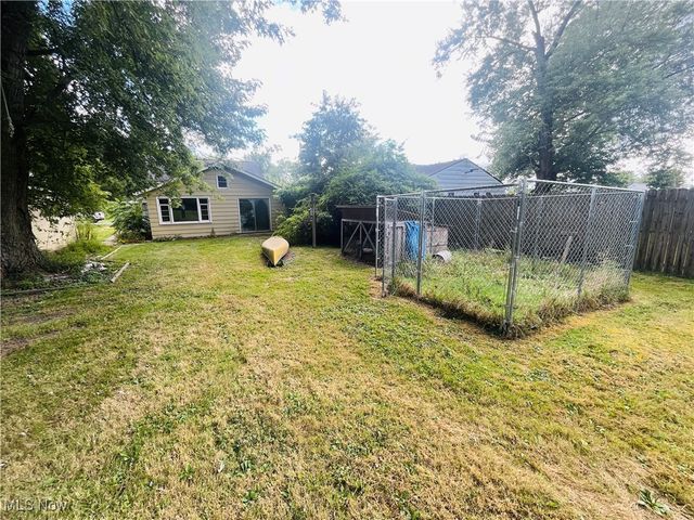 634 Goist Lane, Girard, OH 44420