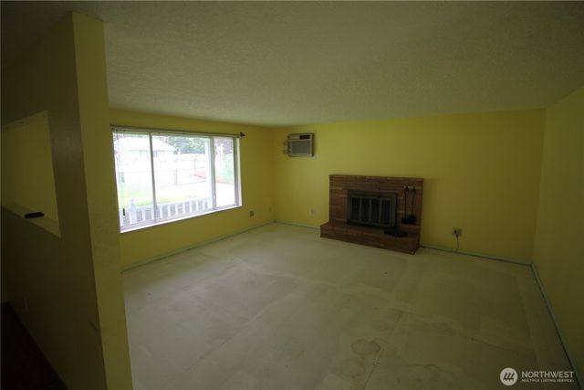 9513 NE Burton Road, Vancouver, WA 98662