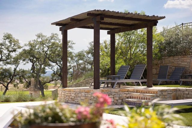 217 Dulce Vista, Boerne, TX 78006