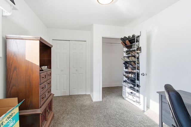 9694 S State Road 9, Pendleton, IN 46064