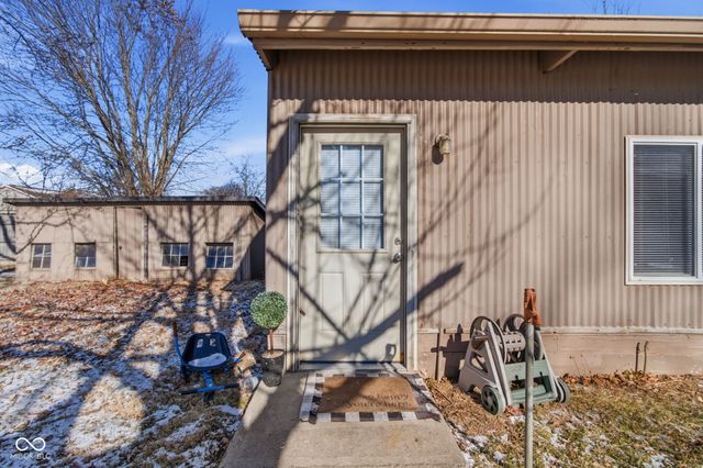 9694 S State Road 9, Pendleton, IN 46064