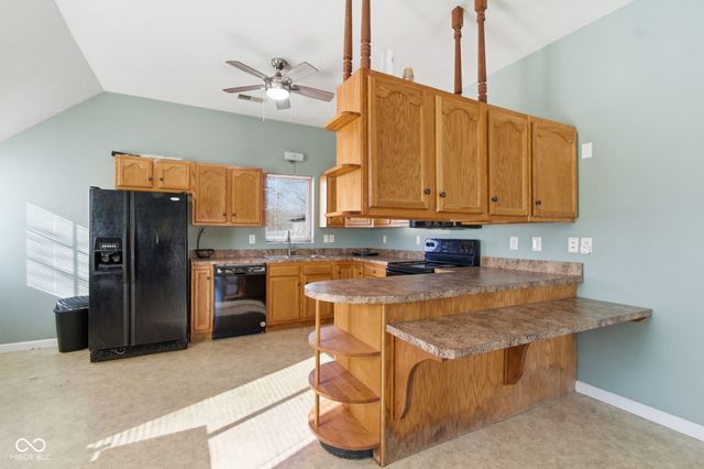 9694 S State Road 9, Pendleton, IN 46064