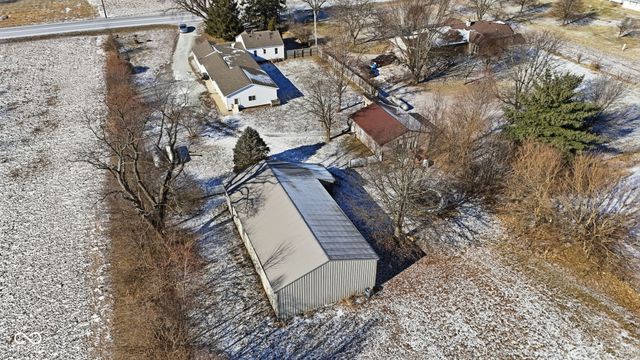 9694 S State Road 9, Pendleton, IN 46064