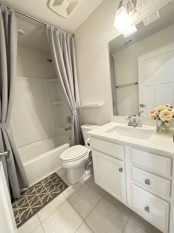 10609 Paige Circle, Orland Park, IL 60462