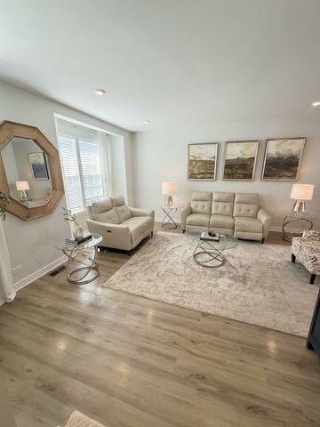 10609 Paige Circle, Orland Park, IL 60462