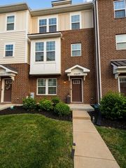 10609 Paige Circle, Orland Park, IL 60462