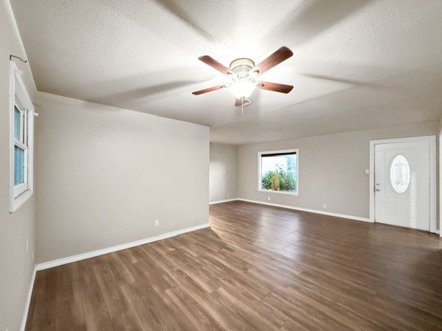 1130 Belmeade Dr, Corpus Christi, TX 78412