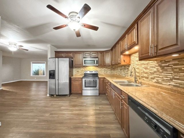 1130 Belmeade Dr, Corpus Christi, TX 78412