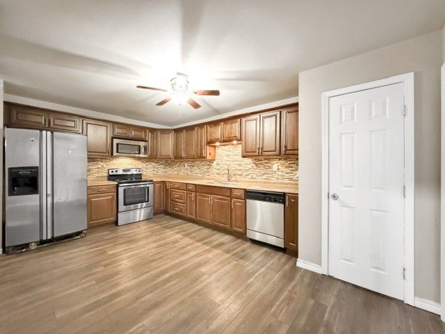 1130 Belmeade Dr, Corpus Christi, TX 78412