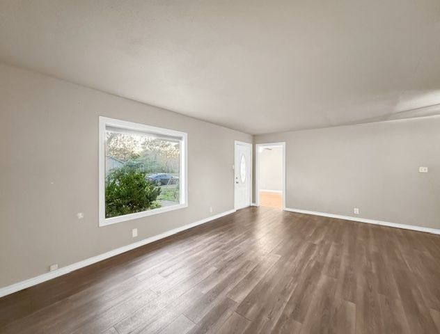 1130 Belmeade Dr, Corpus Christi, TX 78412