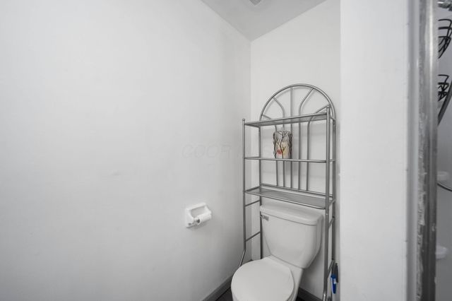 2345 N Woodbrook Circle N, 100, Columbus, OH 43223