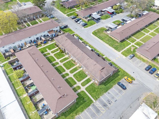 2345 N Woodbrook Circle N, 100, Columbus, OH 43223