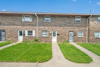 2345 N Woodbrook Circle N, 100, Columbus, OH 43223