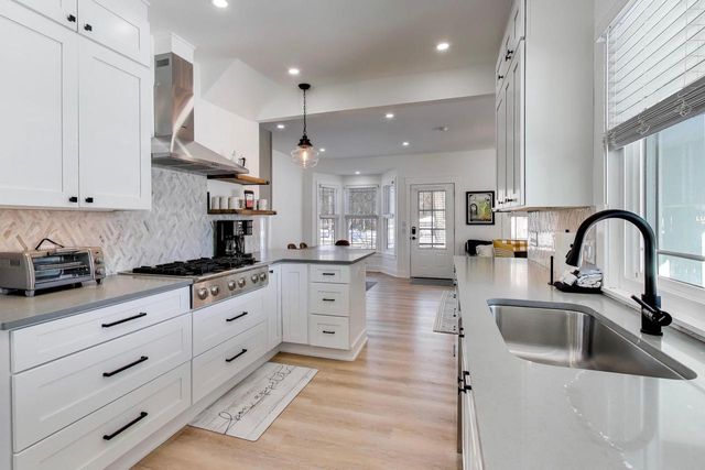 397 W Geneva STREET, Williams Bay, WI 53191