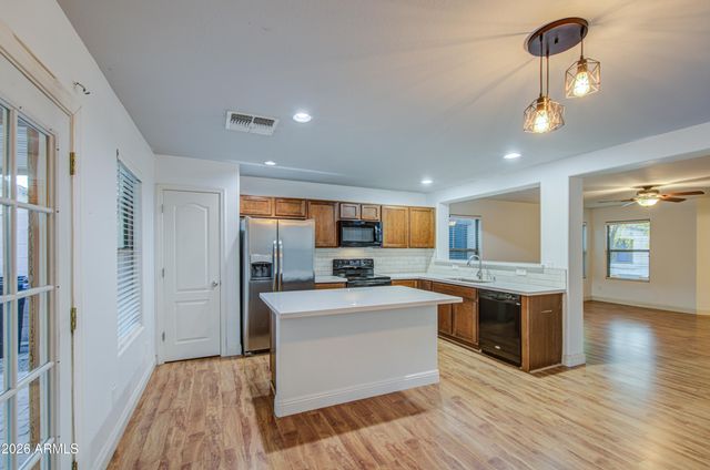 18535 W UDALL Drive, Surprise, AZ 85374