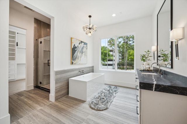 5 Wentworth Green Way, Houston, TX 77027