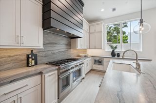 5 Wentworth Green Way, Houston, TX 77027