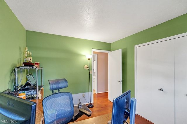 2854 Pease Drive 203S, Rocky River, OH 44116