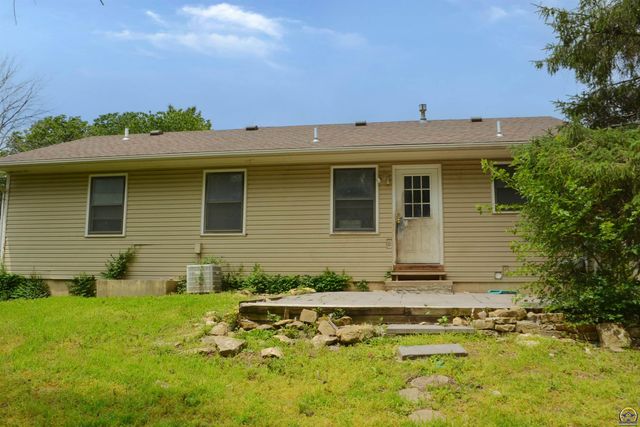 1524 Savage St, Eudora, KS 66025