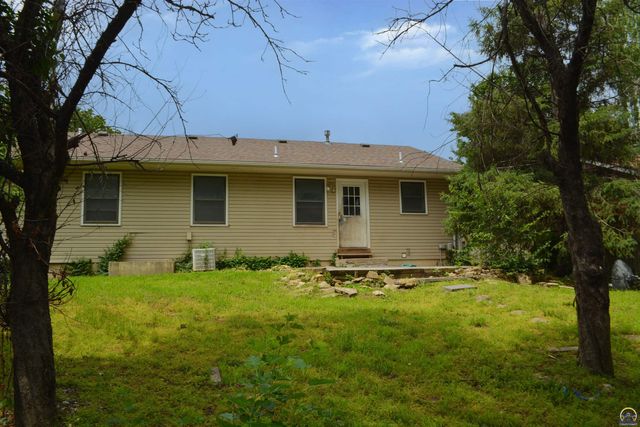 1524 Savage St, Eudora, KS 66025