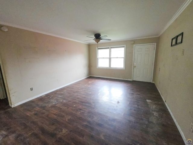 1524 Savage St, Eudora, KS 66025