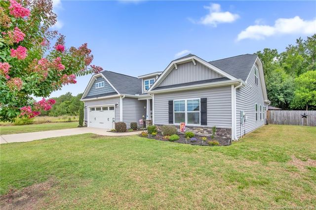 6504 Bretton Woods Drive, Hope Mills, NC 28348