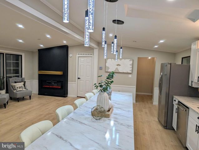 45851 N POTEAT CT, California, MD 20619