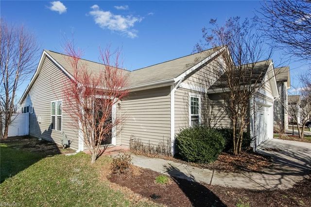 5783 Misty Hill Circle, Clemmons, NC 27012