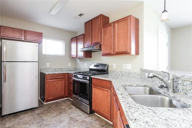 5783 Misty Hill Circle, Clemmons, NC 27012