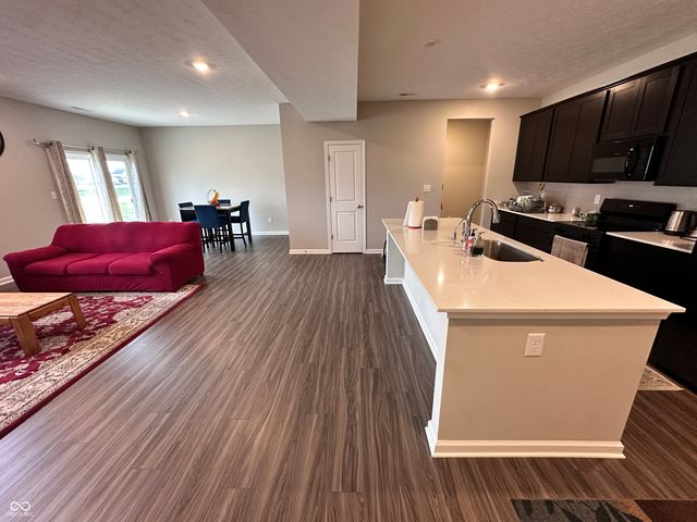 1620 Creek Bed Lane, Pendleton, IN 46064