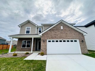 1620 Creek Bed Lane, Pendleton, IN 46064