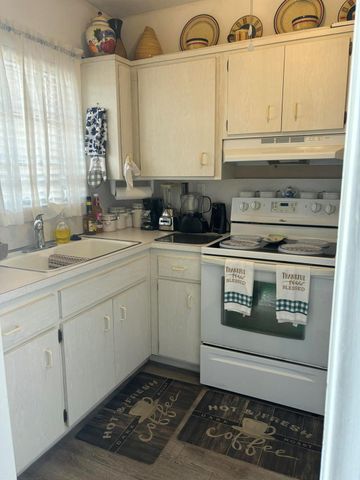 331 SW 8th Street 2-C-E, Boca Raton, FL 33432
