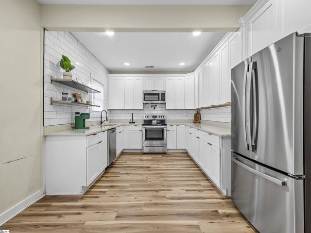 102 Judson Road, Greenville, SC 29611