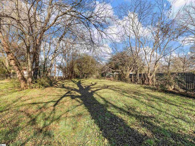 102 Judson Road, Greenville, SC 29611