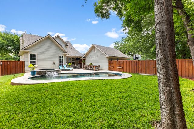 106 Dove Meadow Lane, Glen Rose, TX 76043