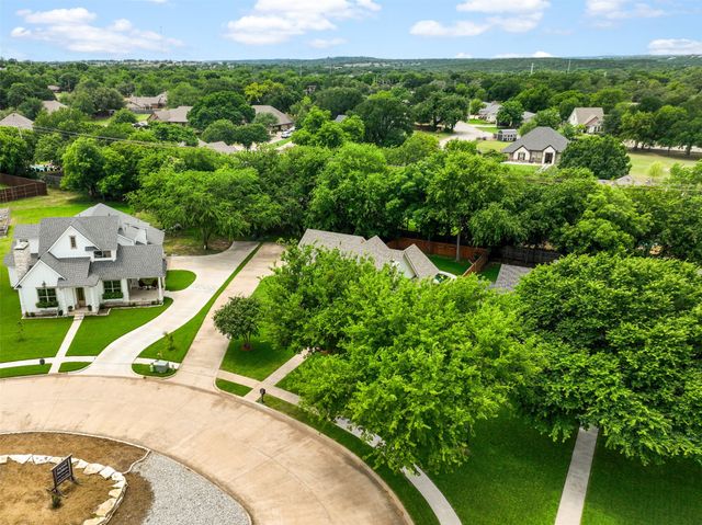 106 Dove Meadow Lane, Glen Rose, TX 76043